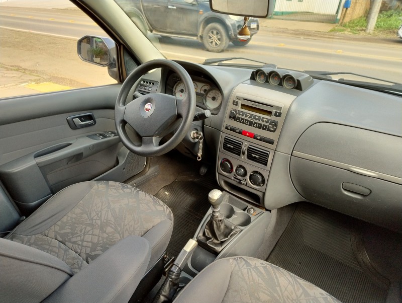 PALIO 1.8 MPI ADVENTURE LOCKER WEEKEND 8V FLEX 4P MANUAL - 2009 - VACARIA