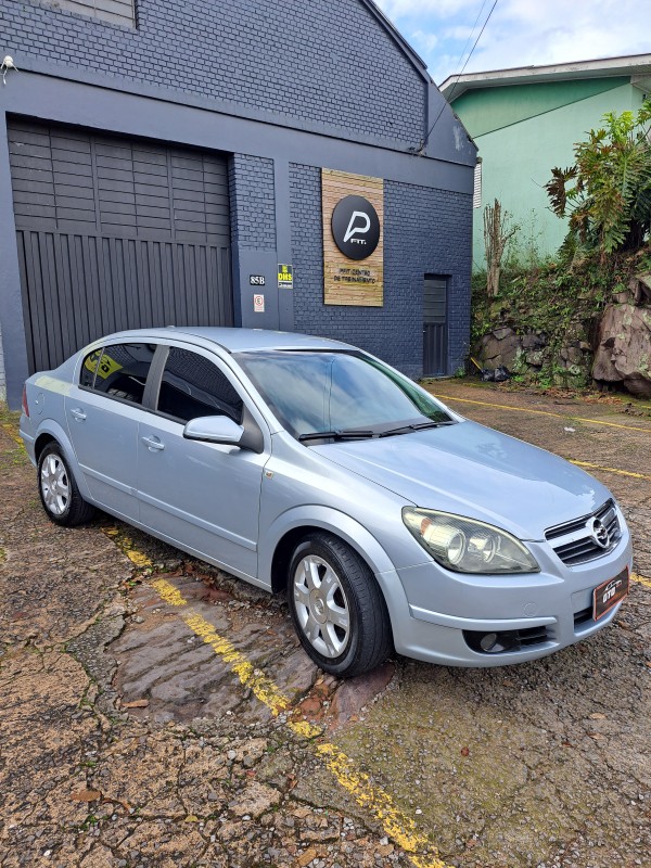 VECTRA 2.0 MPFI ELEGANCE 8V 140CV FLEX 4P MANUAL - 2009 - FARROUPILHA