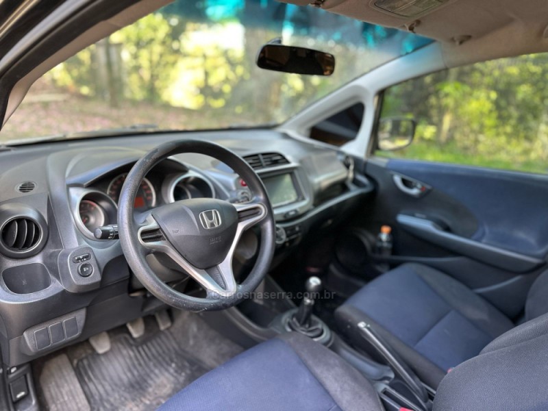 FIT 1.4 LX 8V FLEX 4P MANUAL - 2013 - IVOTI