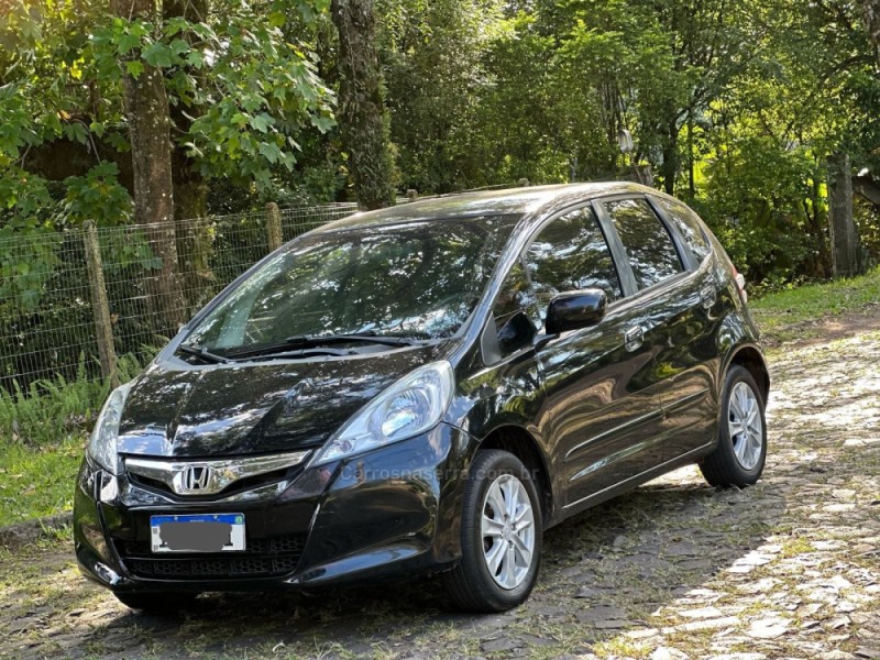 FIT 1.4 LX 8V FLEX 4P MANUAL - 2013 - IVOTI