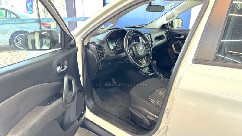 TORO 1.8 16V EVO FLEX FREEDOM AUTOMÁTICO - 2018 - LAJEADO