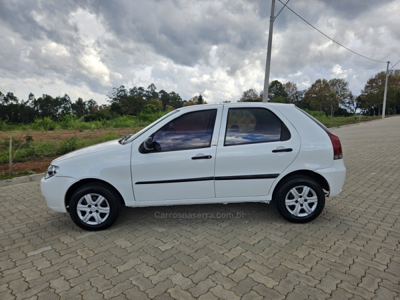 PALIO 1.0 MPI FIRE CELEBRATION 8V FLEX 4P MANUAL - 2011 - PICADA CAFé