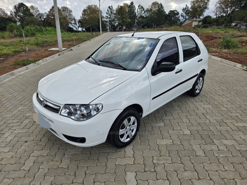 PALIO 1.0 MPI FIRE CELEBRATION 8V FLEX 4P MANUAL - 2011 - PICADA CAFé