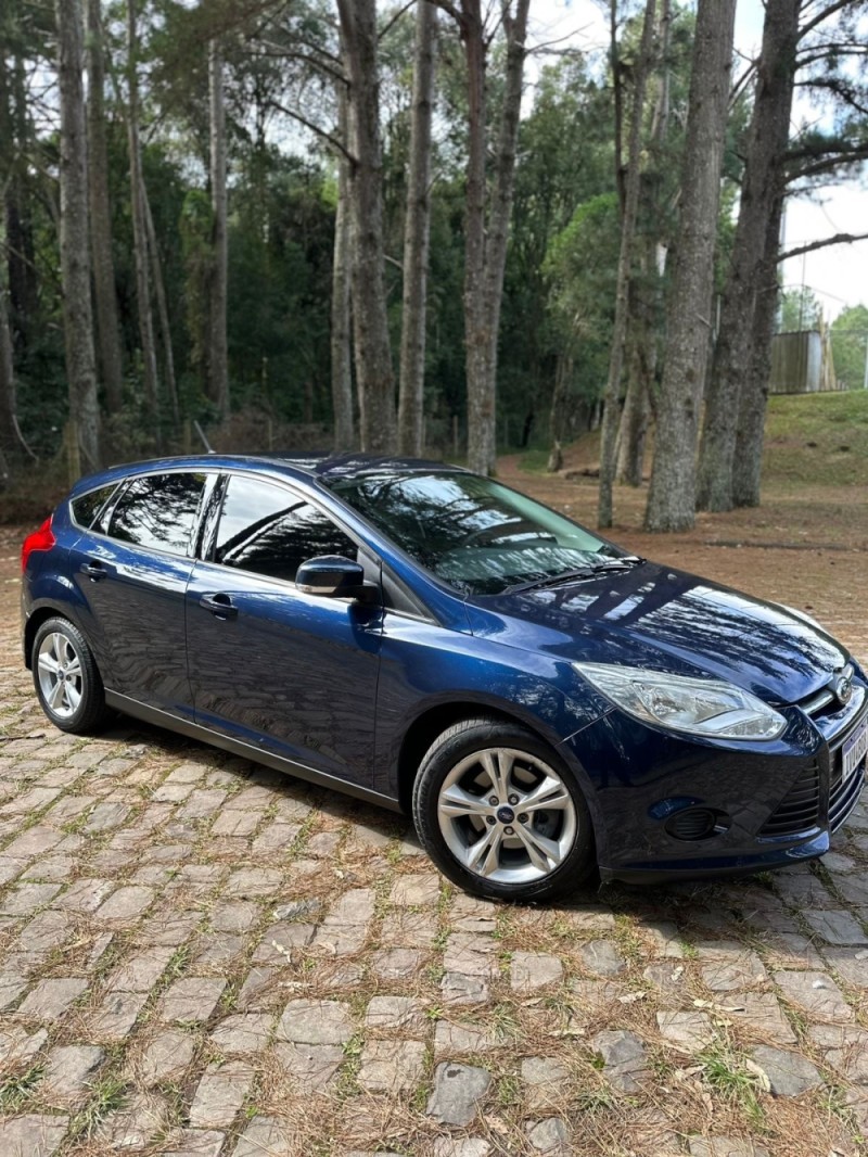 focus 1.6 se hatch 16v flex 4p automatico 2014 caxias do sul