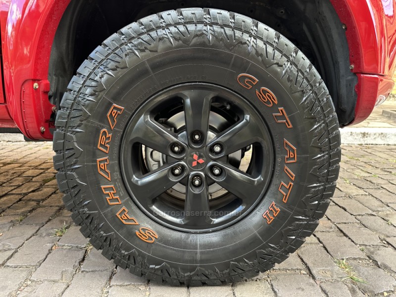 L200 TRITON 3.2 HPE 4X4 CD 16V TURBO INTERCOOLER DIESEL 4P AUTOMÁTICO - 2013 - CAXIAS DO SUL