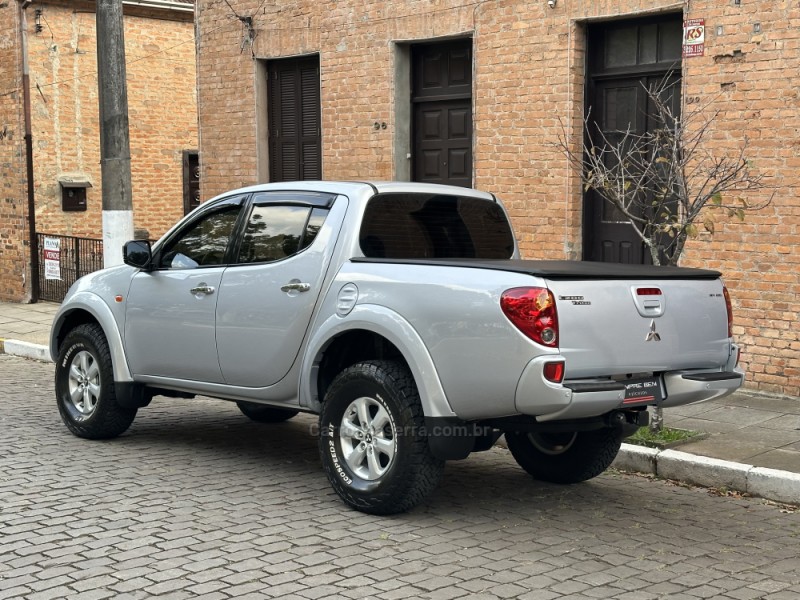 L200 TRITON 3.2 HPE 4X4 CD 16V TURBO INTERCOOLER DIESEL 4P AUTOMÁTICO - 2011 - CAXIAS DO SUL