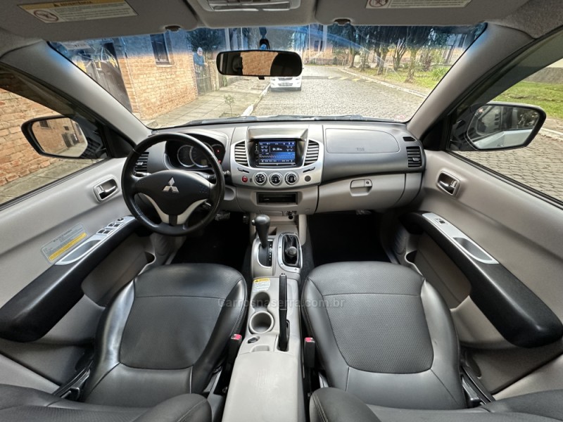 L200 TRITON 3.2 HPE 4X4 CD 16V TURBO INTERCOOLER DIESEL 4P AUTOMÁTICO - 2011 - CAXIAS DO SUL