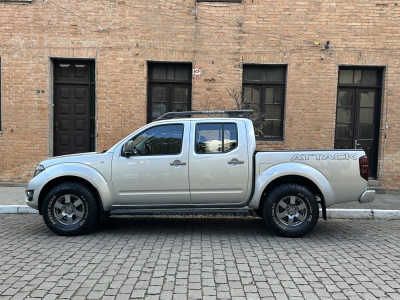 FRONTIER 2.5 SV ATTACK 4X4 CD TURBO ELETRONIC DIESEL 4P AUTOMÁTICO - 2016 - CAXIAS DO SUL