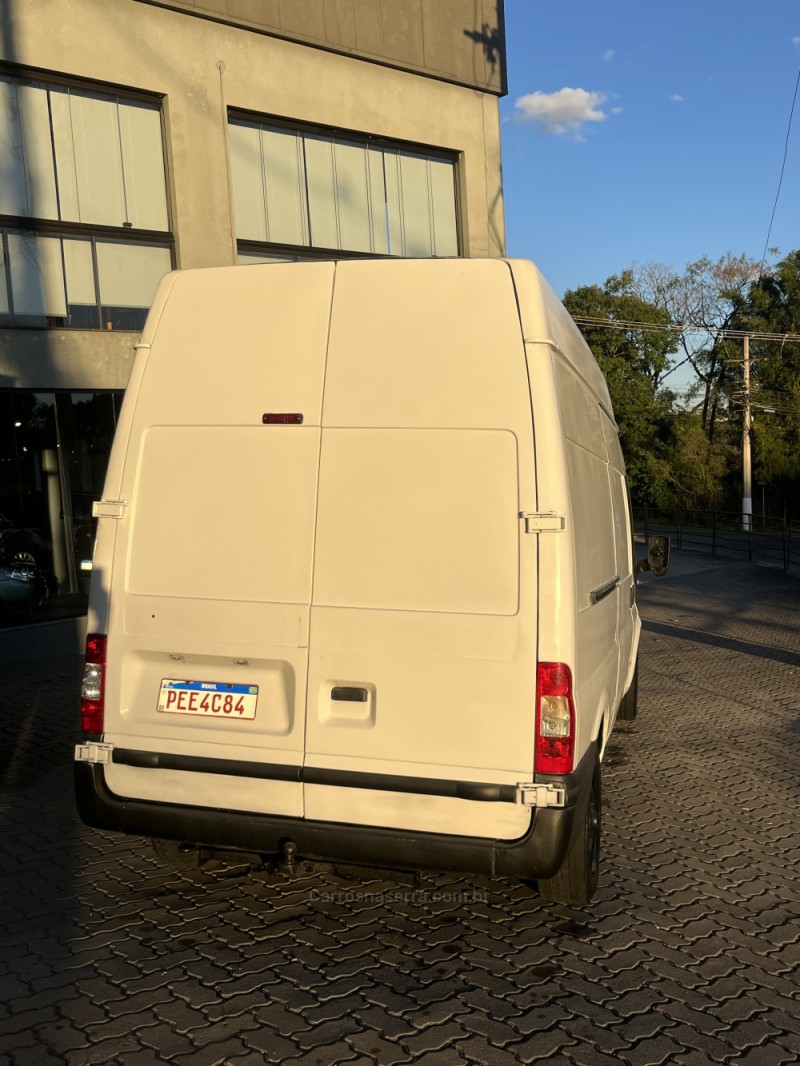 TRANSIT 2.4 CHASSI TURBO DIESEL 2P MANUAL - 2011 - GARIBALDI