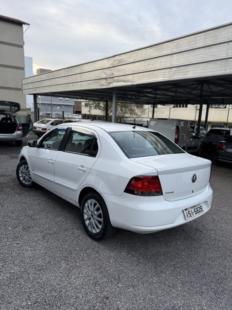VOYAGE 1.6 MI TREND 8V FLEX 4P MANUAL - 2012 - ARROIO DO MEIO
