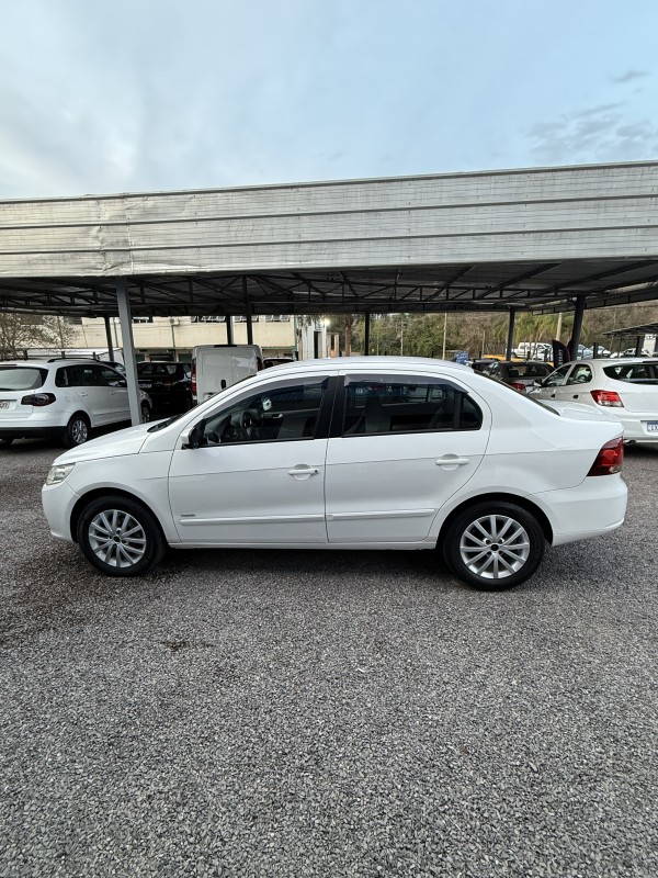 VOYAGE 1.6 MI TREND 8V FLEX 4P MANUAL - 2012 - ARROIO DO MEIO
