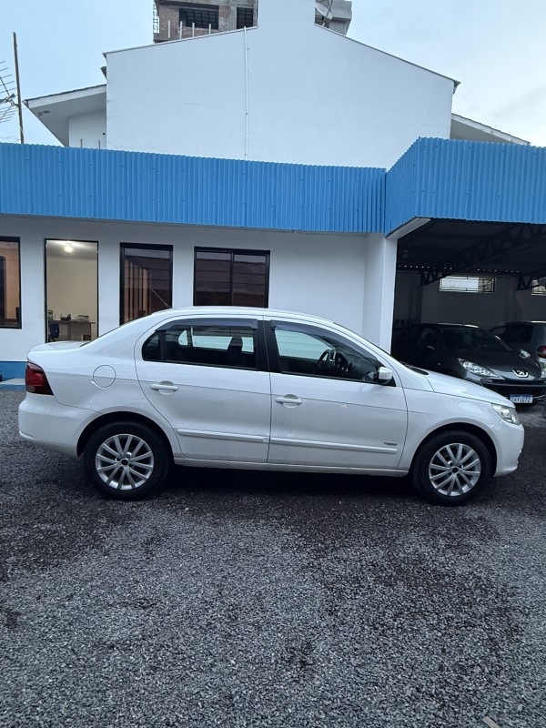 VOYAGE 1.6 MI TREND 8V FLEX 4P MANUAL - 2012 - ARROIO DO MEIO