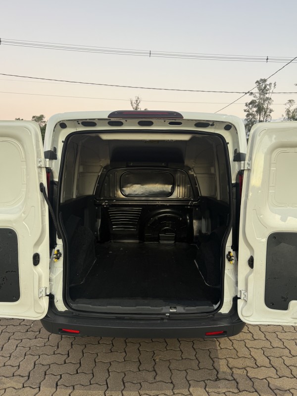 FIORINO 1.4 HARD WORKING FURGÃO EVO 8V FLEX 2P MANUAL - 2018 - ARROIO DO MEIO
