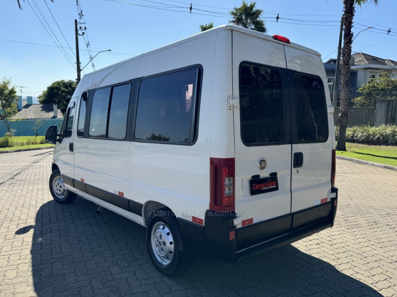 DUCATO 2.3 MINIBUS 16 LUGARES 16V TURBO INTERCOOLER DIESEL MANUAL - 2011 - ESTâNCIA VELHA