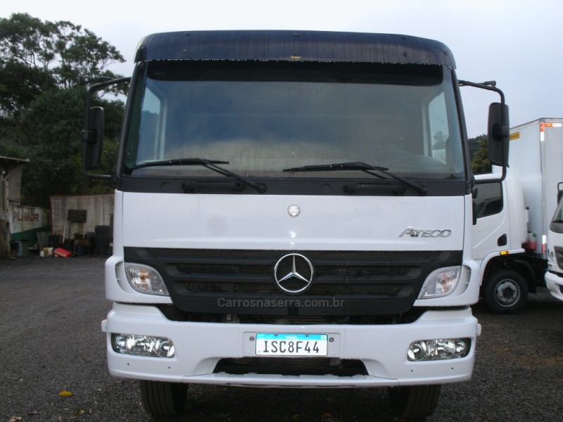 ATEGO 2425 3 EIXOS - 2011 - GARIBALDI