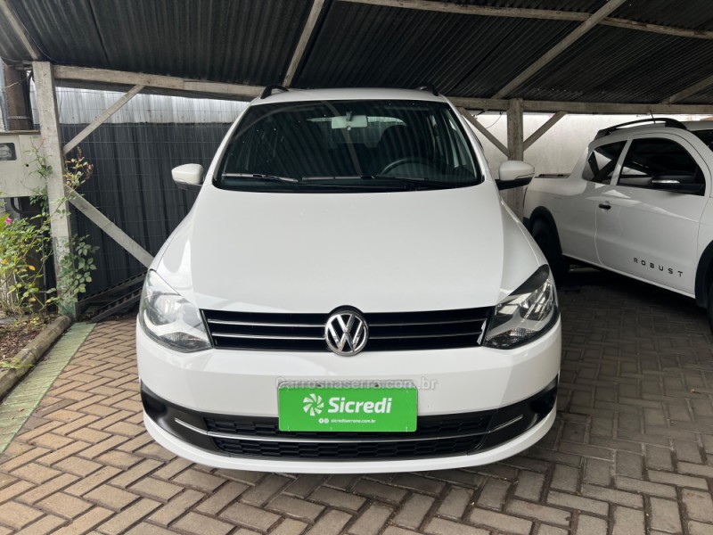 SPACEFOX 1.6 MI TREND 8V FLEX 4P MANUAL - 2014 - GARIBALDI
