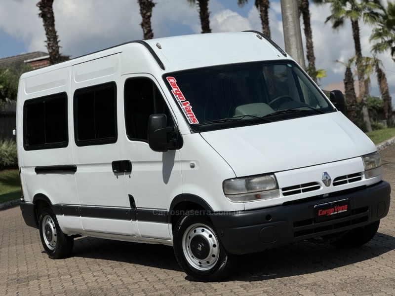 MASTER 2.3 DCI MINIBUS STANDARD L2H2 16 LUGARES 16V DIESEL 4P MANUAL
