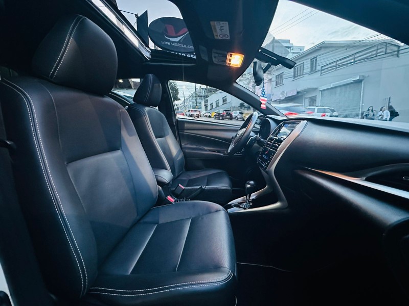 YARIS 1.5 XLS FLEX 4P AUTOMÁTICO - 2019 - CAXIAS DO SUL