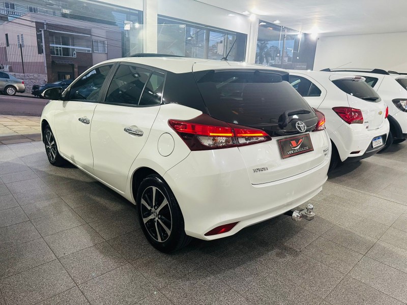 YARIS 1.5 XLS FLEX 4P AUTOMÁTICO - 2019 - CAXIAS DO SUL