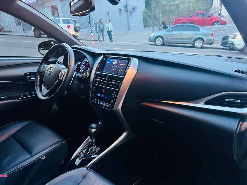 YARIS 1.5 XLS FLEX 4P AUTOMÁTICO - 2019 - CAXIAS DO SUL