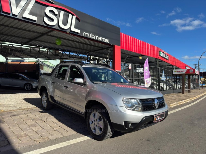 DUSTER OROCH 1.6 16V FLEX EXPRESSION 4P MANUAL - 2017 - CAXIAS DO SUL