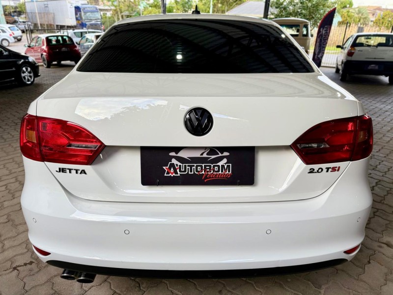 JETTA 2.0 TSI HIGHLINE 211CV GASOLINA 4P TIPTRONIC - 2013 - CAXIAS DO SUL