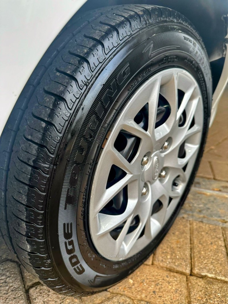 KA + 1.0 SE 12V FLEX 4P MANUAL - 2018 - TRêS COROAS