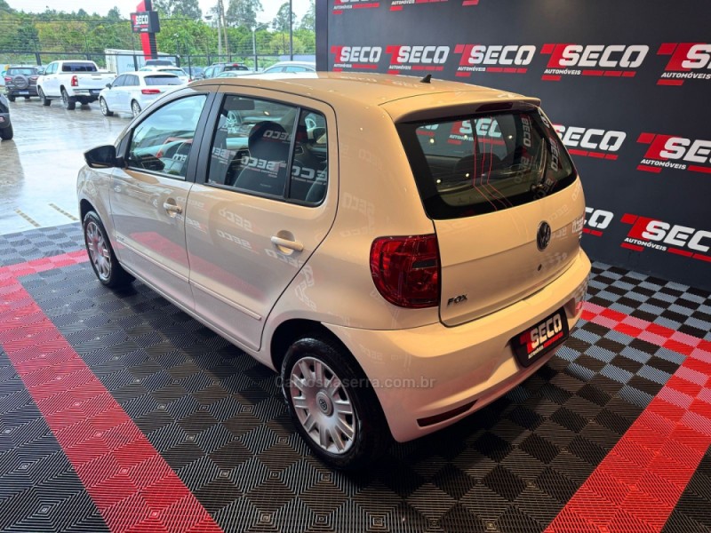 FOX 1.6 MI HIGHLINE 8V FLEX 4P MANUAL - 2014 - PASSO FUNDO