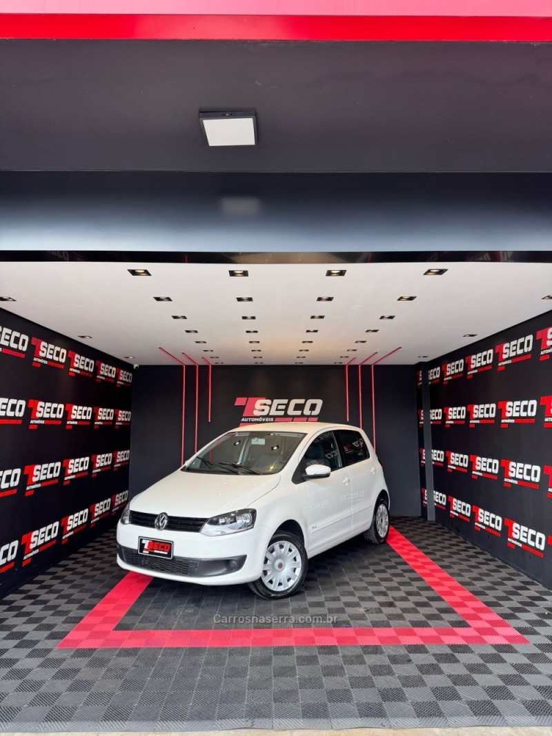FOX 1.6 MI HIGHLINE 8V FLEX 4P MANUAL - 2014 - PASSO FUNDO