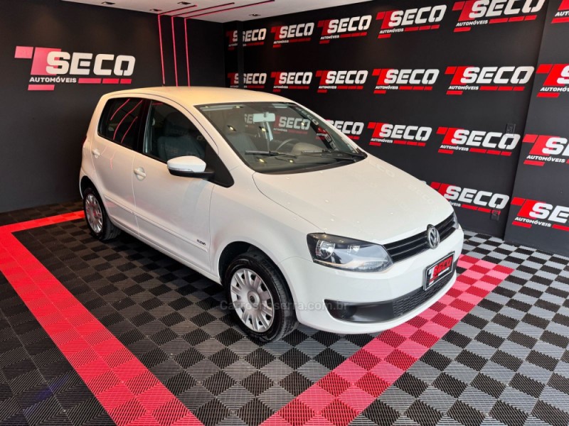FOX 1.6 MI HIGHLINE 8V FLEX 4P MANUAL - 2014 - PASSO FUNDO