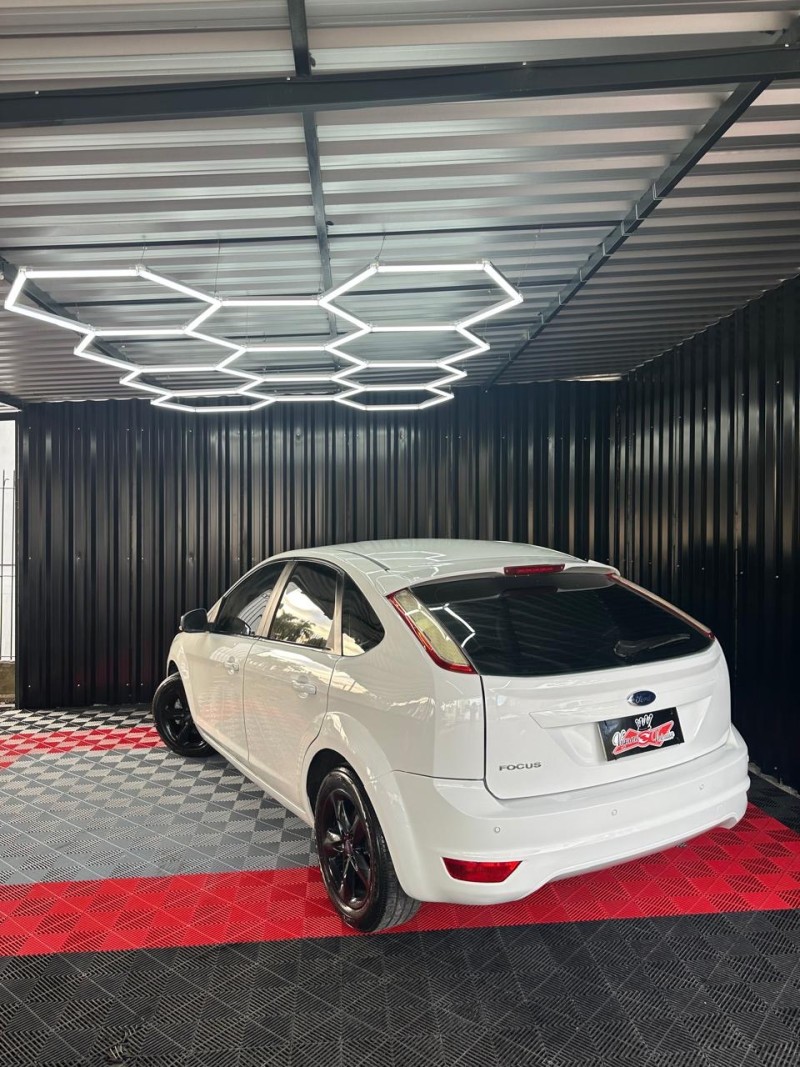 FOCUS 1.6 GLX 8V FLEX 4P MANUAL - 2013 - CAXIAS DO SUL