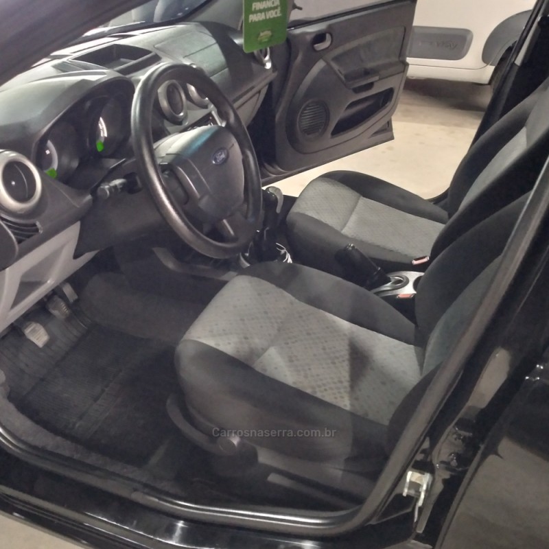 FIESTA 1.6 MPI HATCH 8V FLEX 4P MANUAL - 2013 - NOVO HAMBURGO