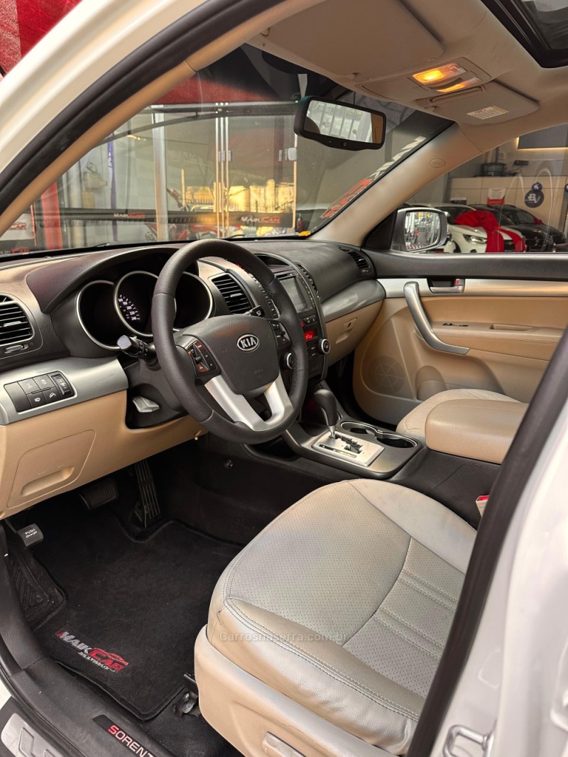 SORENTO 3.5 4X4 V6 24V GASOLINA 4P AUTOMÁTICO - 2011 - ESTâNCIA VELHA