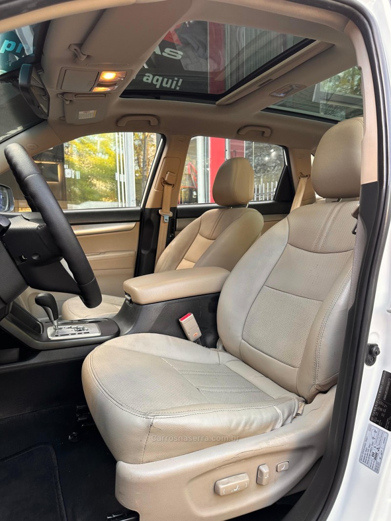 SORENTO 3.5 4X4 V6 24V GASOLINA 4P AUTOMÁTICO - 2011 - ESTâNCIA VELHA