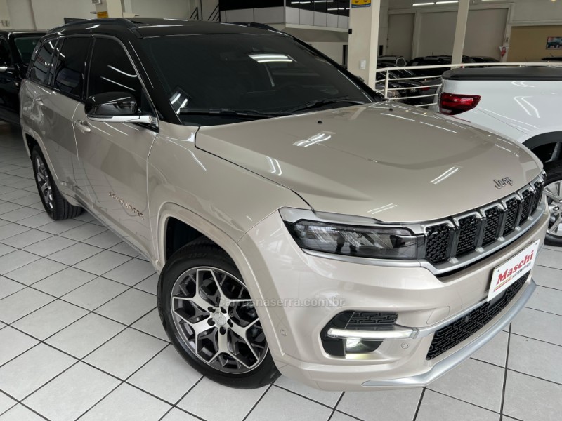COMMANDER 1.3 OVERLAND T270 16V 4X2 TURBO FLEX 4P AUTOMÁTICO - 2023 - CAXIAS DO SUL