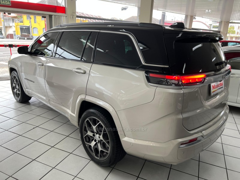 COMMANDER 1.3 OVERLAND T270 16V 4X2 TURBO FLEX 4P AUTOMÁTICO - 2023 - CAXIAS DO SUL