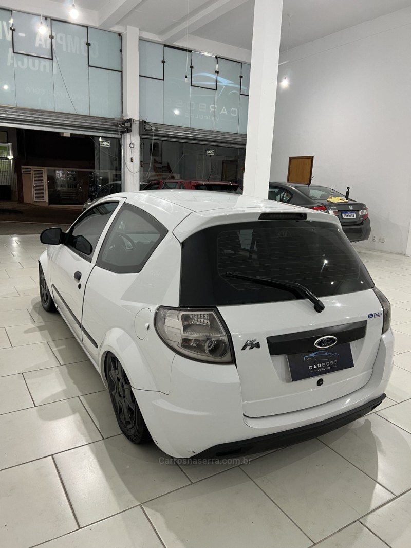 KA 1.0 I 8V GASOLINA 2P MANUAL - 2013 - CAXIAS DO SUL