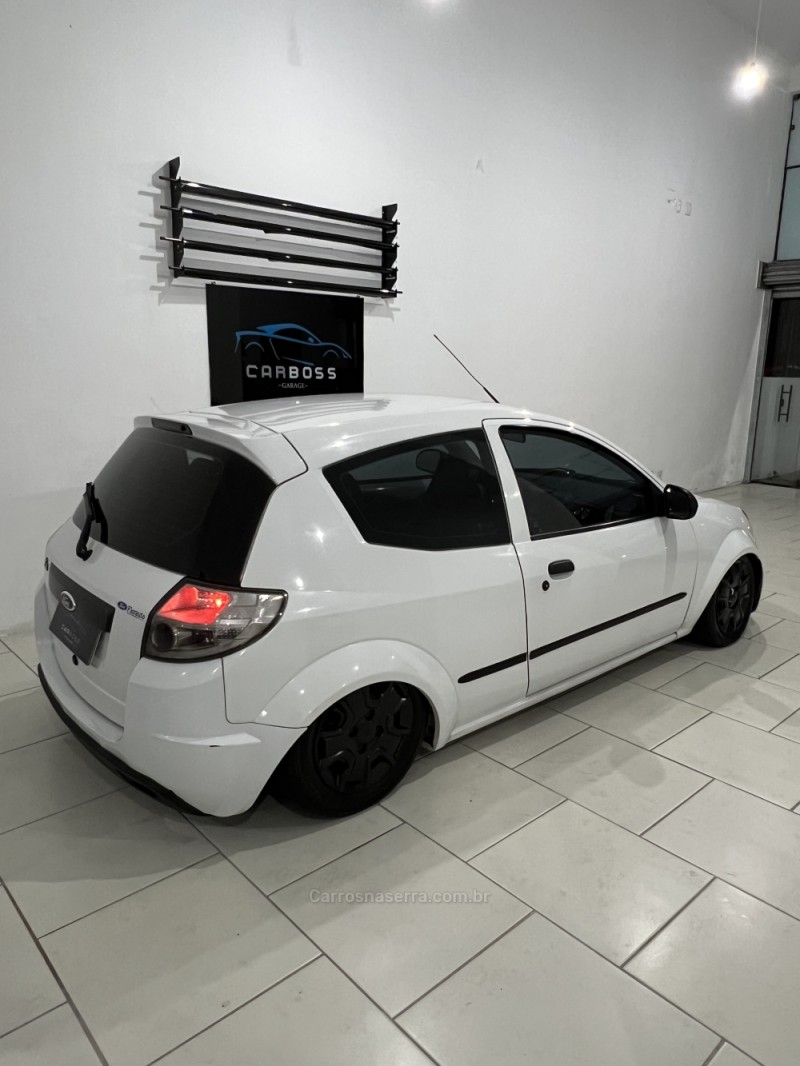 KA 1.0 I 8V GASOLINA 2P MANUAL - 2013 - CAXIAS DO SUL