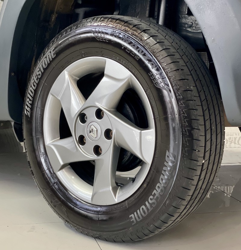 DUSTER 2.0 DYNAMIQUE 4X2 16V FLEX 4P AUTOMÁTICO - 2015 - CAXIAS DO SUL