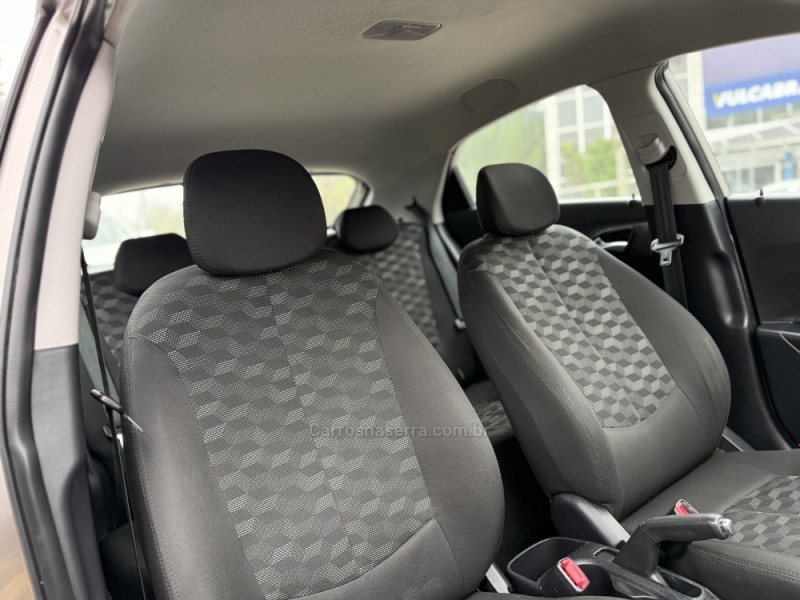 HB20 1.6 COMFORT 16V FLEX 4P MANUAL - 2016 - PAROBé