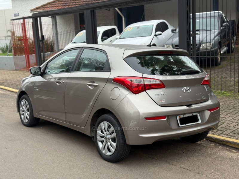 HB20 1.6 COMFORT 16V FLEX 4P MANUAL - 2016 - PAROBé
