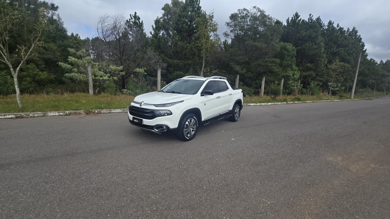 TORO 2.0 16V TURBO DIESEL VOLCANO 4WD AUTOMÁTICO - 2017 - BENTO GONçALVES