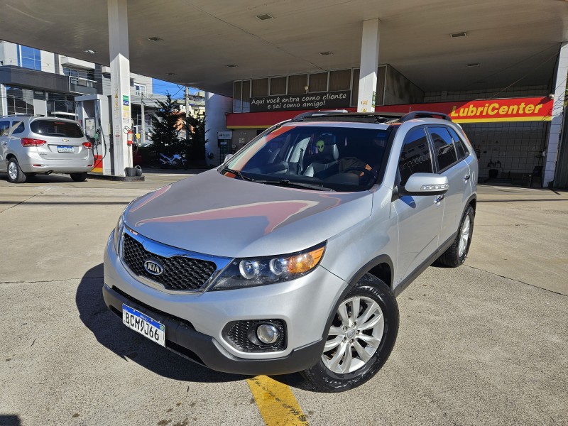 sorento 3.5 s.555 v6 4x2 24v gasolina 4p automatico 2011 caxias do sul