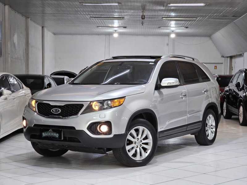 SORENTO 3.5 S.658 V6 4X4 24V GASOLINA 4P AUTOMÁTICO - 2012 - SAPUCAIA DO SUL