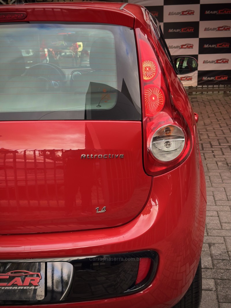 PALIO 1.4 MPI ATTRACTIVE 8V FLEX 4P MANUAL - 2013 - ESTâNCIA VELHA