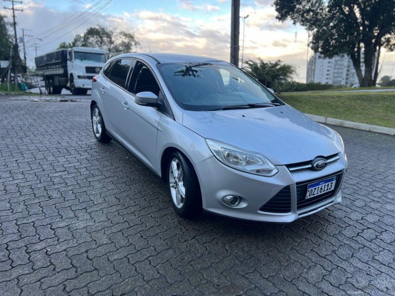 FOCUS 2.0 SE PLUS 16V FLEX 4P AUTOMÁTICO - 2015 - BENTO GONçALVES