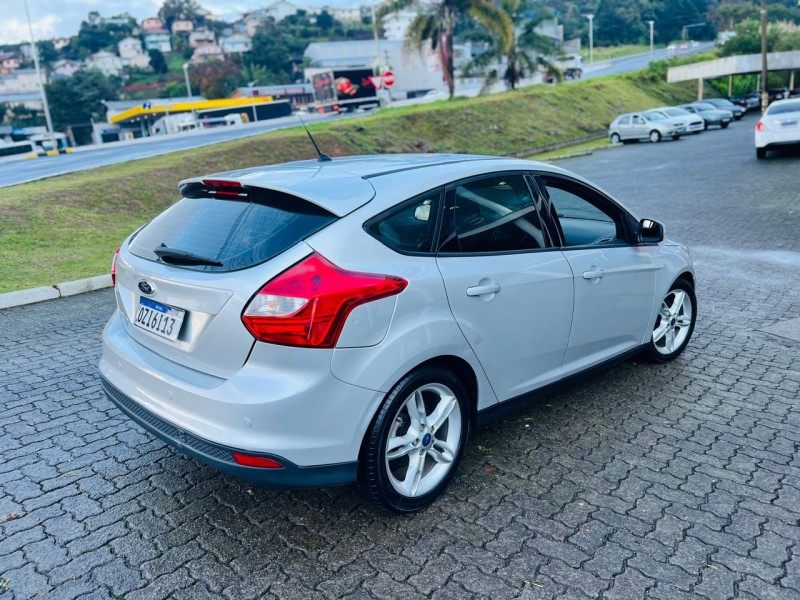 FOCUS 2.0 SE PLUS 16V FLEX 4P AUTOMÁTICO - 2015 - BENTO GONçALVES