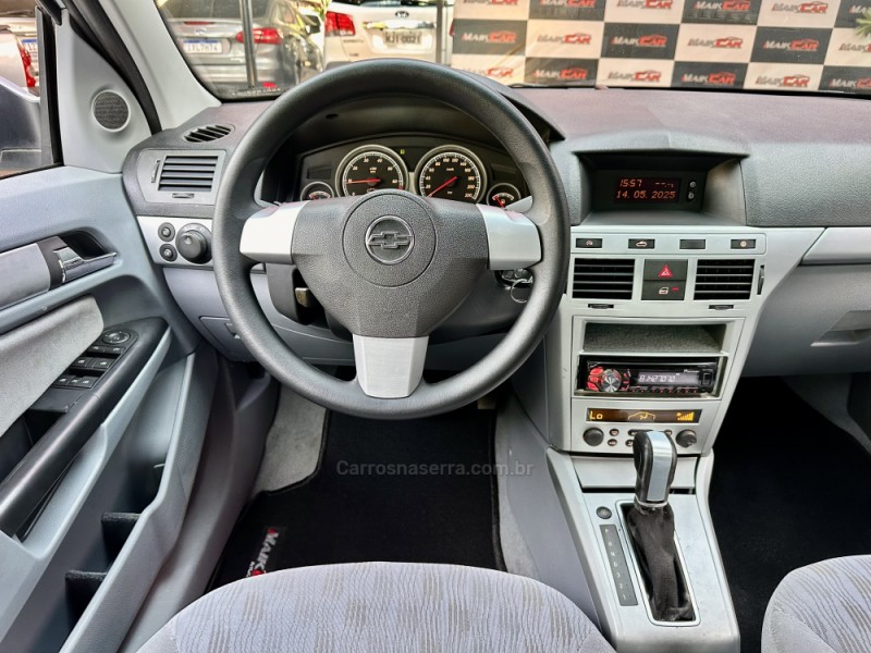 VECTRA 2.0 MPFI ELEGANCE 8V FLEX 4P AUTOMÁTICO - 2006 - ESTâNCIA VELHA