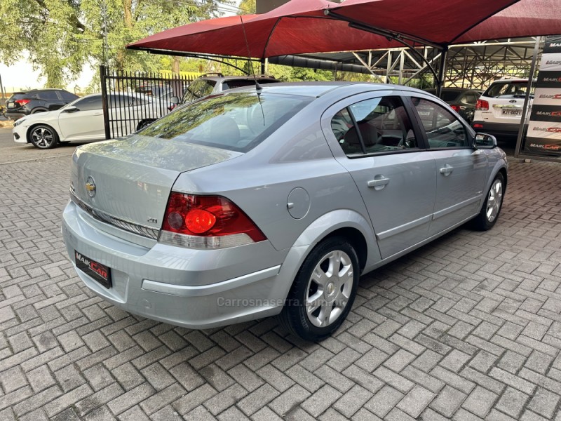 VECTRA 2.0 MPFI ELEGANCE 8V FLEX 4P AUTOMÁTICO - 2006 - ESTâNCIA VELHA