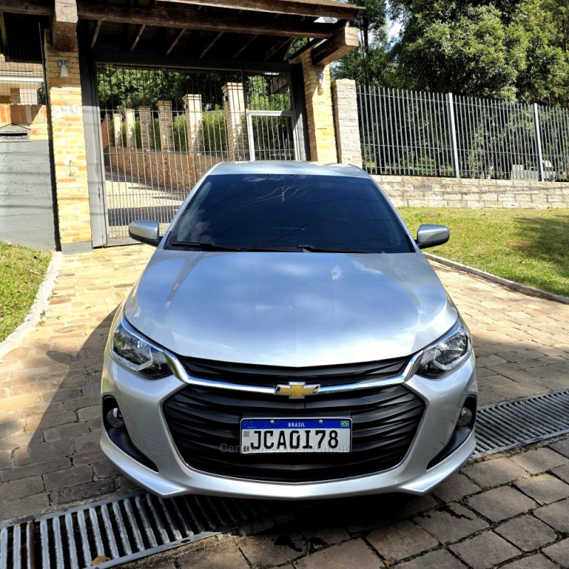 ONIX 1.0	LTZ PLUS 12V TURBO FLEX 4P AUTOMÁTICO - 2023 - CAXIAS DO SUL
